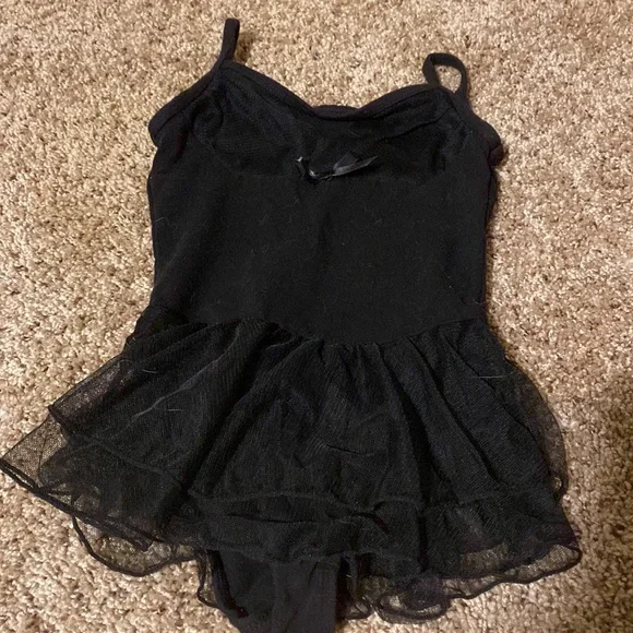 Dance bundle with skirted leotards and tights - Picture 9 of 14